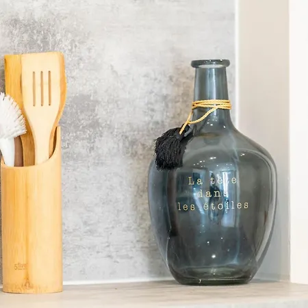 Le Paradis Hoche - Centre - Terrace - Quiet - Ac Apartment