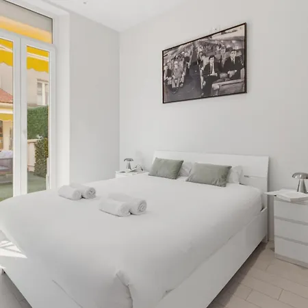 Le Paradis Hoche - Centre - Terrace - Quiet - Ac Apartment Cannes