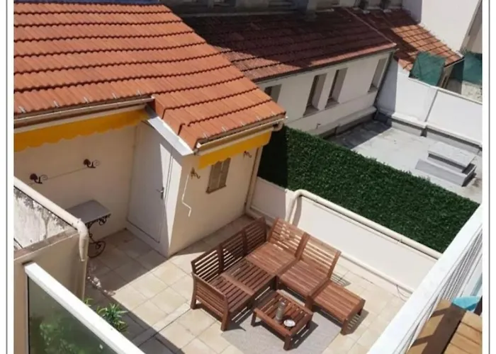 Le Paradis Hoche - Centre - Terrace - Quiet - Ac Apartment *