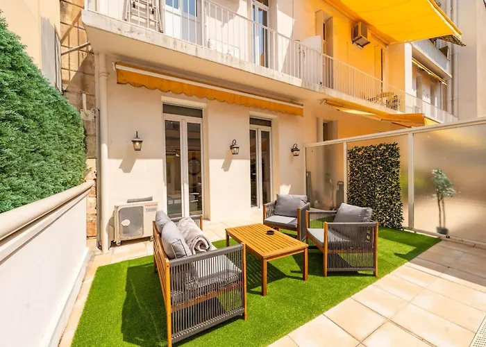 Le Paradis Hoche - Centre - Terrace - Quiet - Ac Apartment