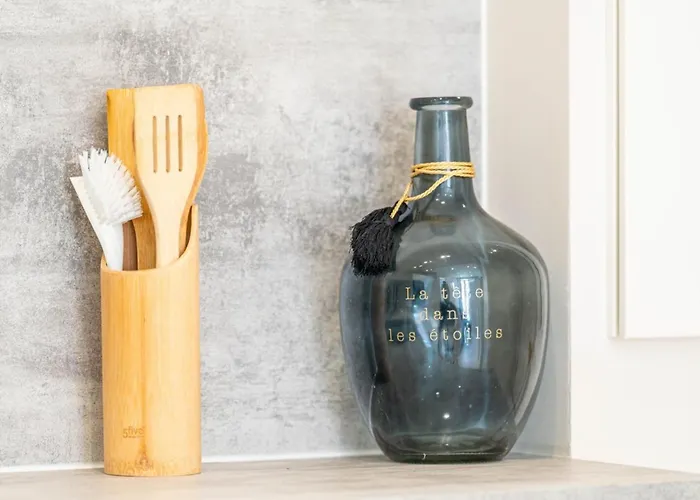 Le Paradis Hoche - Centre - Terrace - Quiet - Ac Apartment