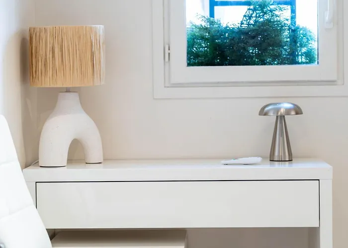 Le Paradis Hoche - Centre - Terrace - Quiet - Ac Apartment